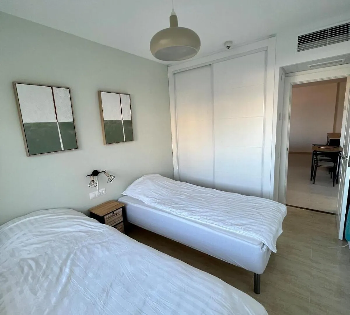 Newly Renovated City & Beach Apartment Fuengirola