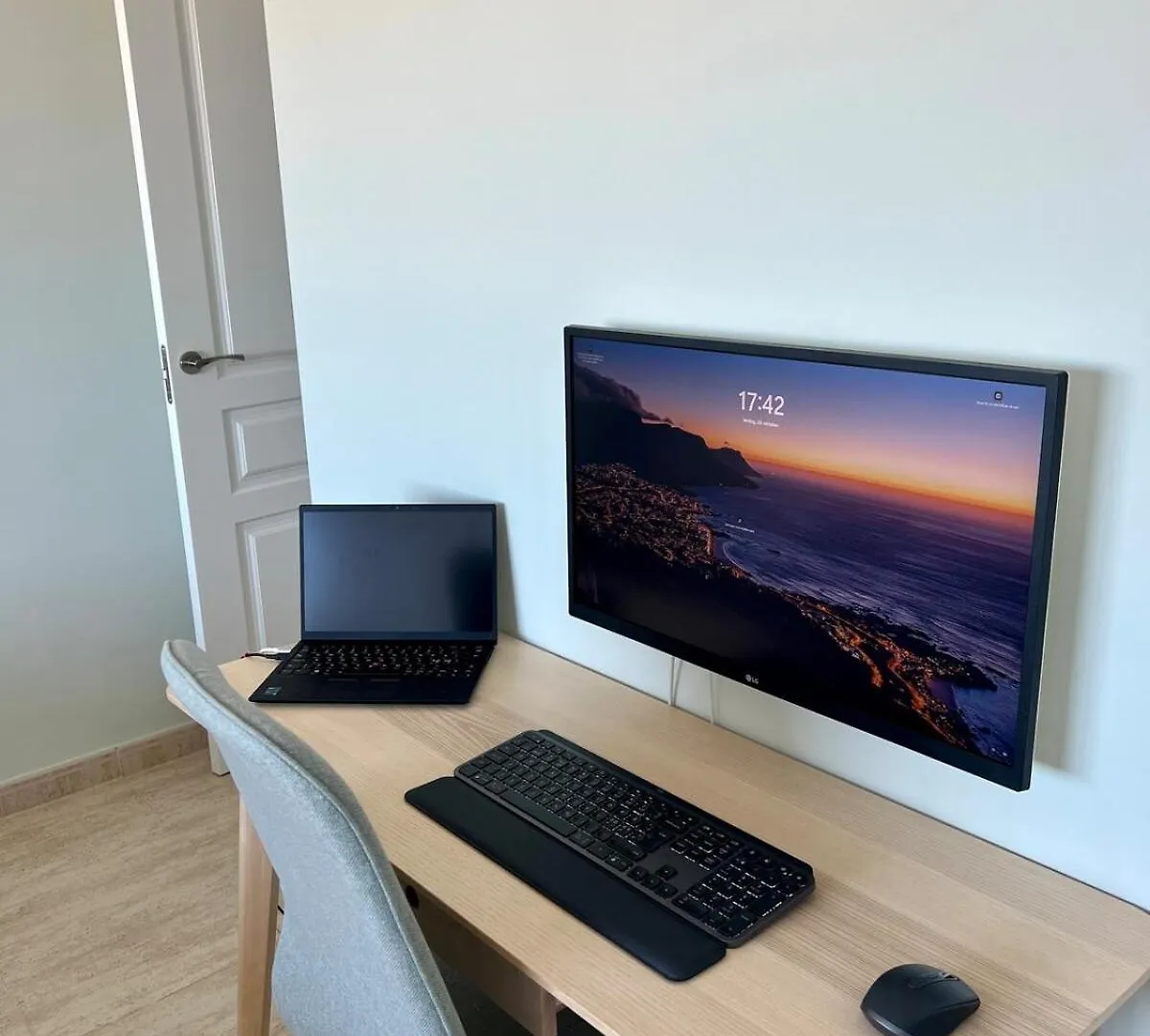Newly Renovated City & Beach Apartment Fuengirola
