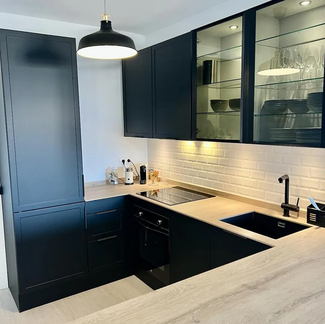 Newly Renovated City & Beach Apartment Fuengirola